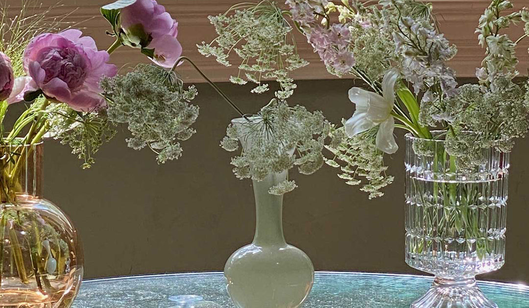 6 best glass vase shapes for flower arrangement