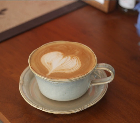 Handmade retro Japanese-style ceramic coffee cup and saucer set – ivory-glazed 300ml mug with vintage scalloped edges
