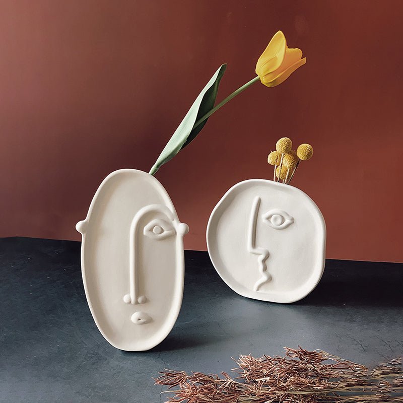 Abstract Face Shape White Ceramic Vase Set - Tiny Porcelain