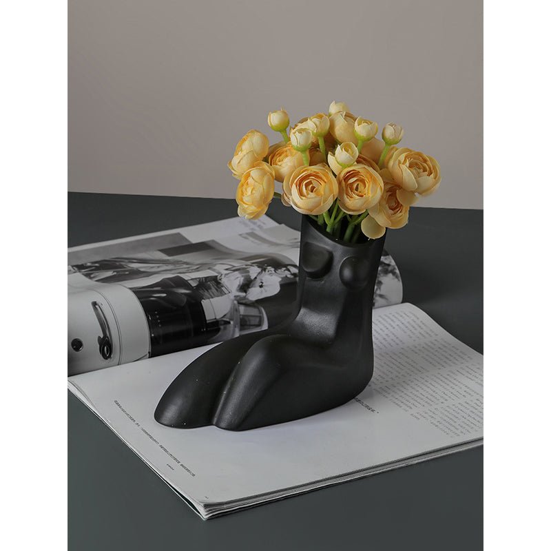 Abstract Female Body Ceramic Vase Set – Modern Sculptural Design - Tiny Porcelain