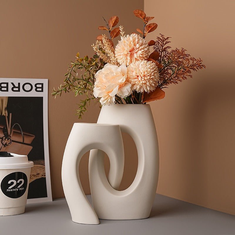 Abstract Loop Ceramic Vase – Modern Minimalist Sculpture Design - Tiny Porcelain