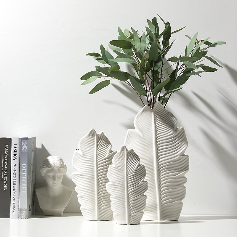 Banana Leaf Shape White Ceramic Vase Collection - Tiny Porcelain