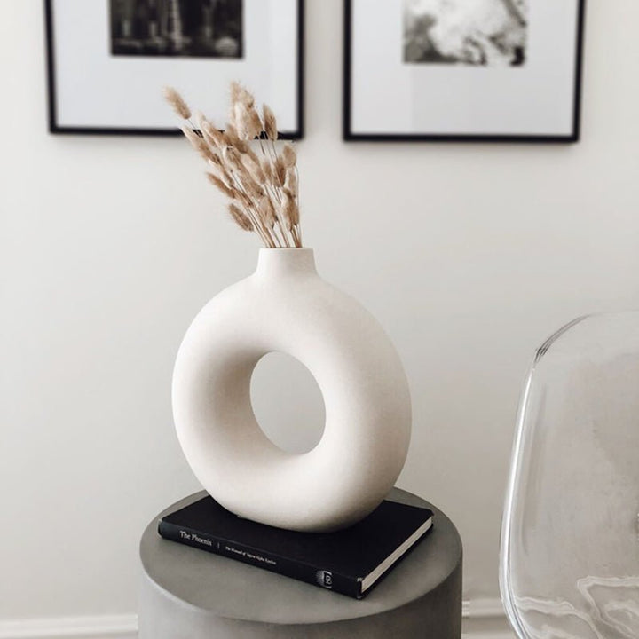 Circle Shape Off White Ceramic Vase - Tiny Porcelain