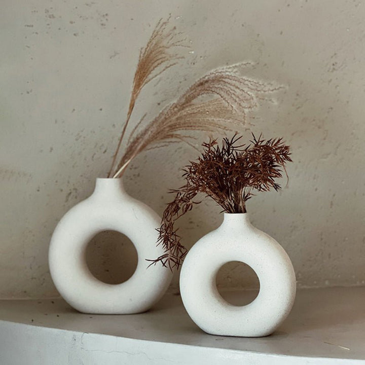 Circle Shape Off White Ceramic Vase - Tiny Porcelain