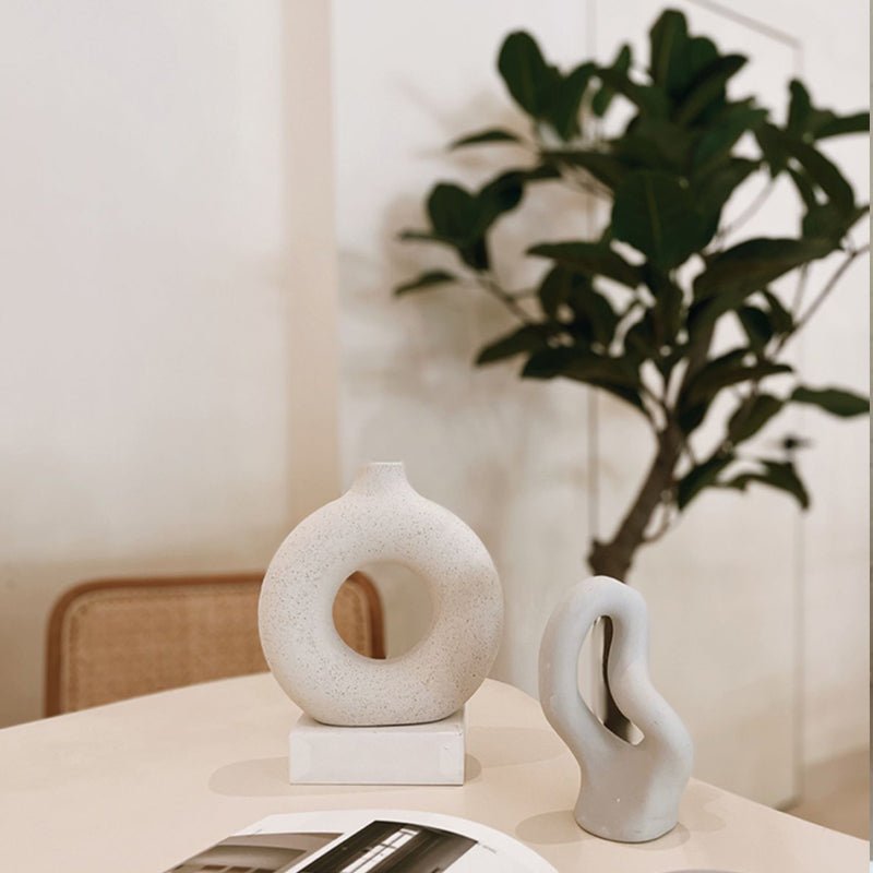 Circle Shape Off White Ceramic Vase - Tiny Porcelain