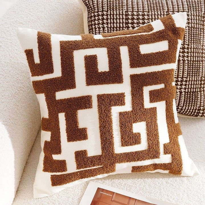 Throw Pillow Cover 17.7“ x 17.7" (45cm x 45cm) - Brown Maze - Tiny Porcelain