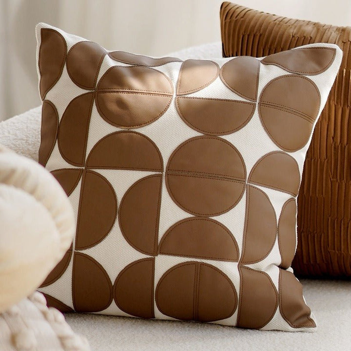 Throw Pillow Cover 17.7“ x 17.7 (45cm x 45cm) - Brown Semicircle - Tiny Porcelain