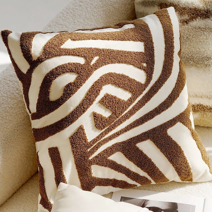 Throw Pillow Cover 17.7“ x 17.7" (45cm x 45cm) - Brown Swirl - Tiny Porcelain