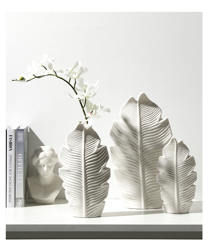 Leaf Shaped Ceramic Vase Decorative Floral Vase