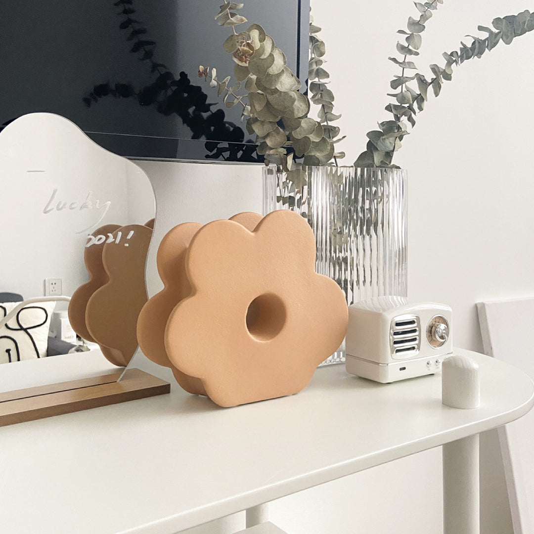 Flower Shape Hand Made Ceramic Vase Table Accessory Home Decor