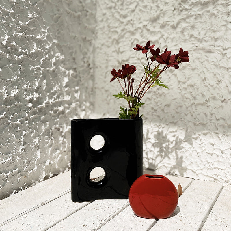 Horn Shape Ceramic Vase Windowsill Decor Black