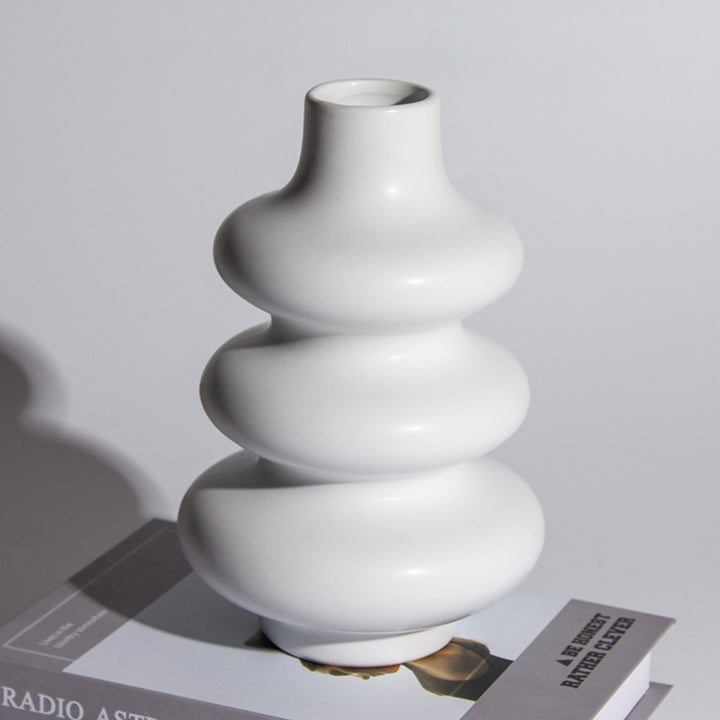 Three Circles Shape White Ceramic Vase Floral Vase